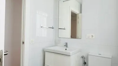 Piso en venta en Avenida de la Paz, cerca de Calle de la Duquesa de la Victoria, Centro (Logroño) de 224.000 €