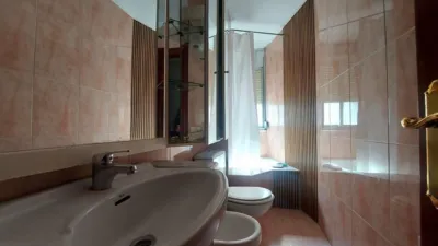 Piso en venta en Avenida de la Paz, cerca de Calle de la Duquesa de la Victoria, Residencia (Logroño) de 163.500 €
