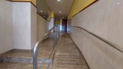 Piso en venta en Avenida de la Paz, cerca de Calle de la Duquesa de la Victoria, Residencia (Logroño) de 163.500 €