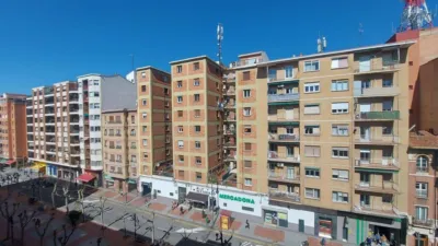 Piso en venta en Avenida de la Paz, cerca de Calle de la Duquesa de la Victoria, Residencia (Logroño) de 163.500 €