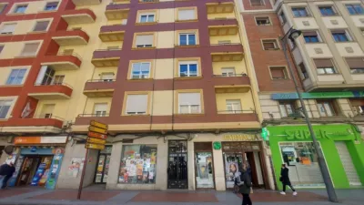 Piso en venta en Avenida de la Paz, cerca de Calle de la Duquesa de la Victoria, Residencia (Logroño) de 163.500 €