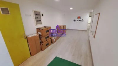 Local comercial en venta en Pobra Do Caramiñal - Més