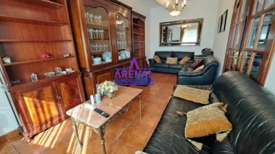 Casa – A Pobra do Caramiñal, A Angustia - Más