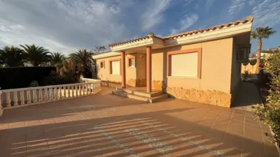 Chalet on Calle Ur Pisnella Villa Flores, No. 9 photo 3