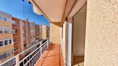 Piso en alquiler en Palomeras Sureste - Imagen 2