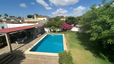 Chalet en El Eucaliptal photo 19