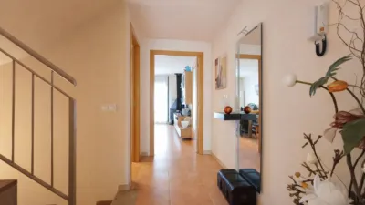 Casa en venta en Carrer del Mar, Sant Pere Pescador de 274.000 €
