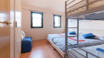 Casa en venta en Carrer del Mar, Sant Pere Pescador de 274.000 €