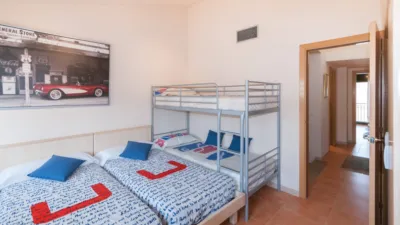Casa en venta en Carrer del Mar, Sant Pere Pescador de 274.000 €