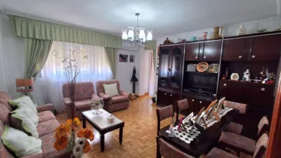 Apartment in Las Rosas photo 2