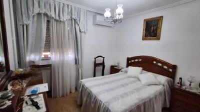 Apartment in Las Rosas photo 4