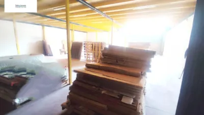 Nave industrial en alquiler en Albacete - Més