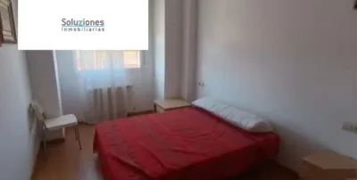 Piso – Albacete, Hermanos Falcó - Más