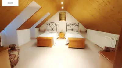 Chalet en Industria photo 34