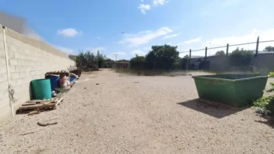 Nave industrial en venta en Poligono Campollano - Más