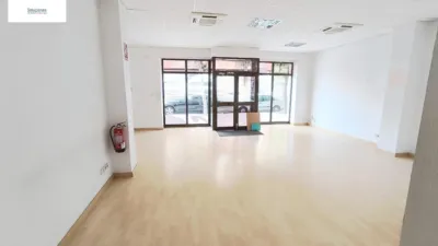 Local comercial en venta en Molino-Feria-Plaza de Toros - Más