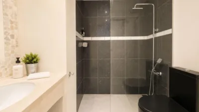 Flat on Carrer Jacinto Benavente photo 10