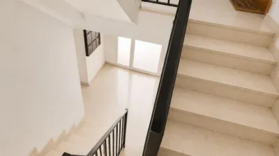 Flat on Carrer Jacinto Benavente photo 17