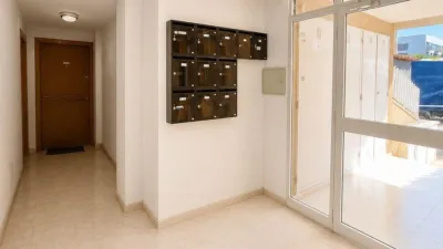 Flat on Carrer Jacinto Benavente photo 18