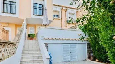 Chalet on Carrer d'Esparver photo 15