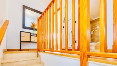 Chalet on Carrer d'Esparver photo 6