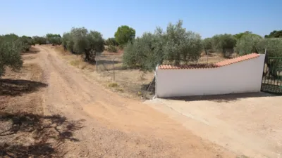 Finca rústica en venta en los Arenales, Montijo de 95.000 €