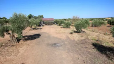 Finca rústica en venta en los Arenales, Montijo de 95.000 €