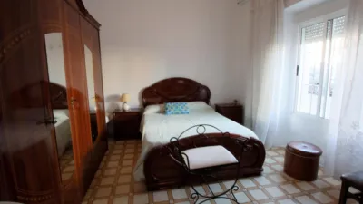 Casa en venta en Calle de Almagro, cerca de Calle de Calderón de la Barca, Montijo de 67.000 €