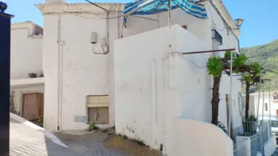 Casa en calle del Cementerio photo 3