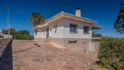 Chalet on Calle Perís y Valero photo 78