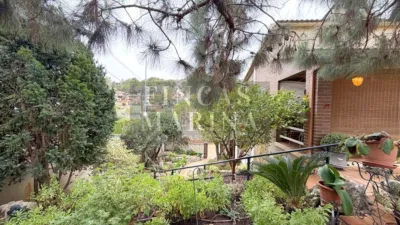 Chalet on Avinguda de l'Hospital photo 29