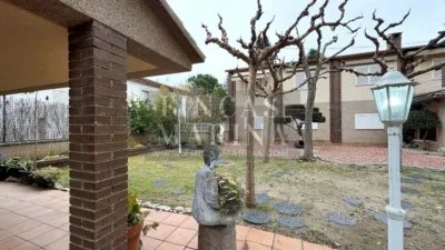 Chalet on Avinguda de l'Hospital photo 45