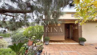 Chalet on Avinguda de l'Hospital photo 3