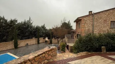 Chalet in Castillejo de Mesleón photo 14