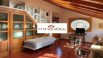 Chalet in Ciudad Jardín photo 2