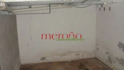 Local comercial en alquiler en Centro - Vista 2