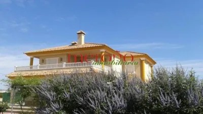 Chalet in Alzabares photo 2