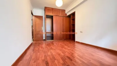 Piso en venta en Calvario, Fátima-Travesía de Vigo-San Xoán (Distrito Casco Urbano. Vigo) de 260.000 €