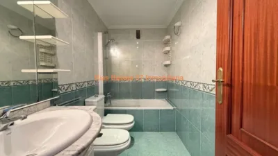 Piso en venta en Calvario, Fátima-Travesía de Vigo-San Xoán (Distrito Casco Urbano. Vigo) de 260.000 €
