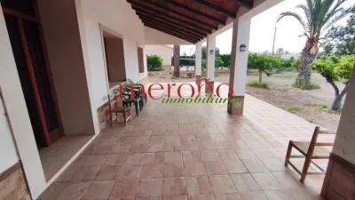 Chalet for sale in La Hoya-Daimes-El Derramador photo 4