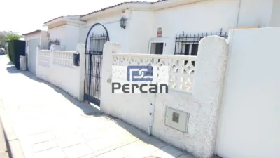 Terraced house on Carrer de La Niña photo 5