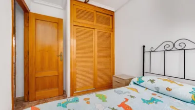 Apartment on Calle de Ramón Gallud photo 22