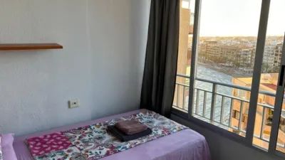 Apartment on Calle del Maestro Parada, 2 photo 14