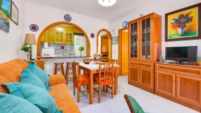 Chalet en venta en Calle Baco, Playa de los Locos-Los Frutales-Cabo Cervera (Torrevieja) de 365.000 €