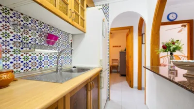 Chalet en venta en Calle Baco, Playa de los Locos-Los Frutales-Cabo Cervera (Torrevieja) de 365.000 €