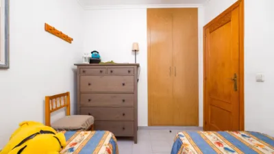 Chalet en venta en Calle Baco, Playa de los Locos-Los Frutales-Cabo Cervera (Torrevieja) de 365.000 €
