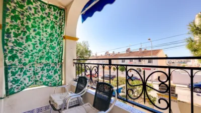 Chalet en venta en Calle Baco, Playa de los Locos-Los Frutales-Cabo Cervera (Torrevieja) de 365.000 €