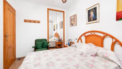 Chalet en venta en Calle Baco, Playa de los Locos-Los Frutales-Cabo Cervera (Torrevieja) de 365.000 €