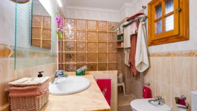 Chalet en venta en Calle Baco, Playa de los Locos-Los Frutales-Cabo Cervera (Torrevieja) de 365.000 €