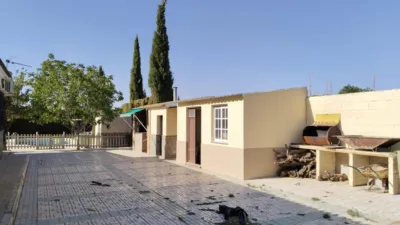 Finca rústica en alquiler en La Verónica - La Vega, Zona Cueva de Menga (Antequera) de 1.200 €<span>/mes</span>